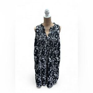 Old Navy Black and White Floral Dress Size 2X